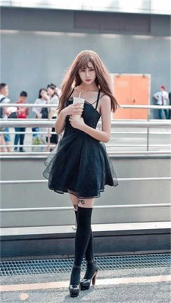 女主叫苏棠男主叫谢柏庭