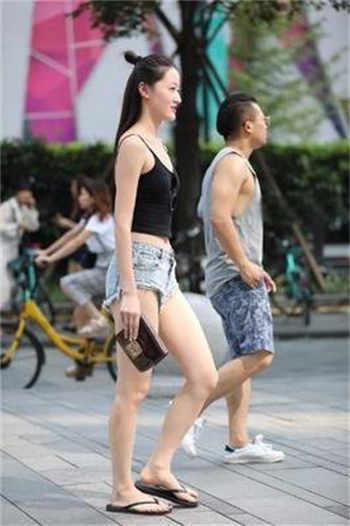 本网站三天换一次域名停靠