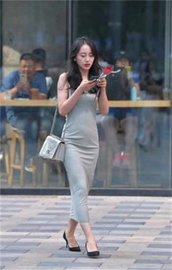 女主叫苏棠男主叫谢柏庭