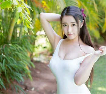 韩国女主播朴妮麦