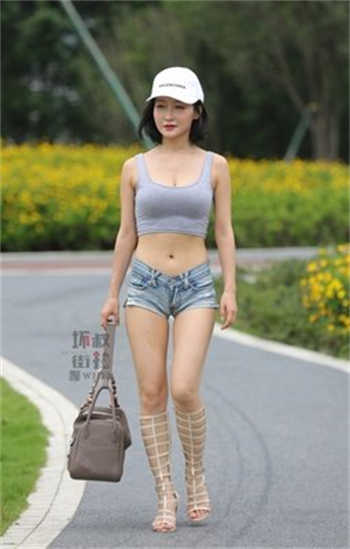 快递小哥与妻子