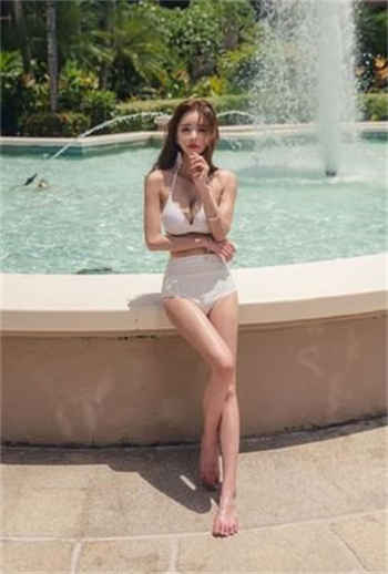 厨师睡服务员