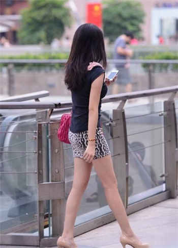青青在线是免费视频观看