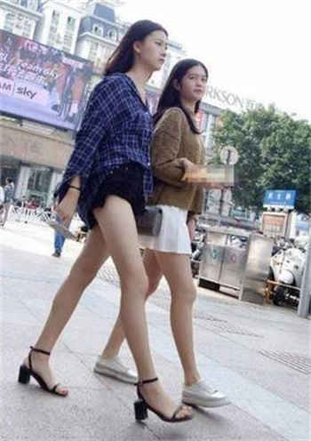 湖北光头哥三段视频