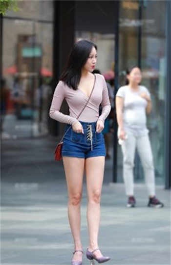 参加同学聚会婚外情
