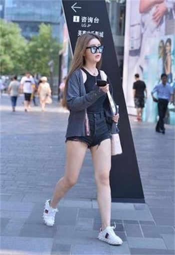 麻豆手臂有纹身叫什么