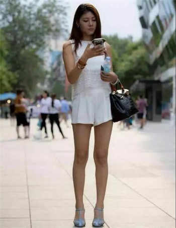 发朋友圈幽默销售句子