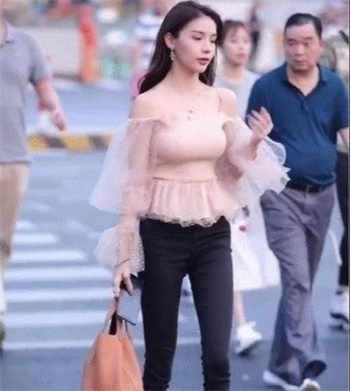 恋夜视频全部列表护士