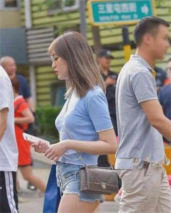 久旱逢甘露父女