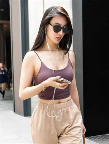 乱的的女高中生小雪