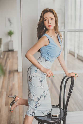 邻居的新媳妇如如